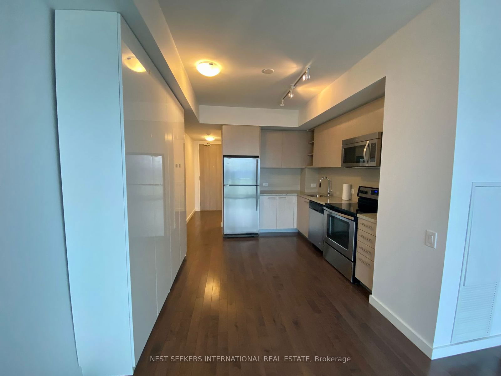 390 Cherry St, unit 2601 for rent