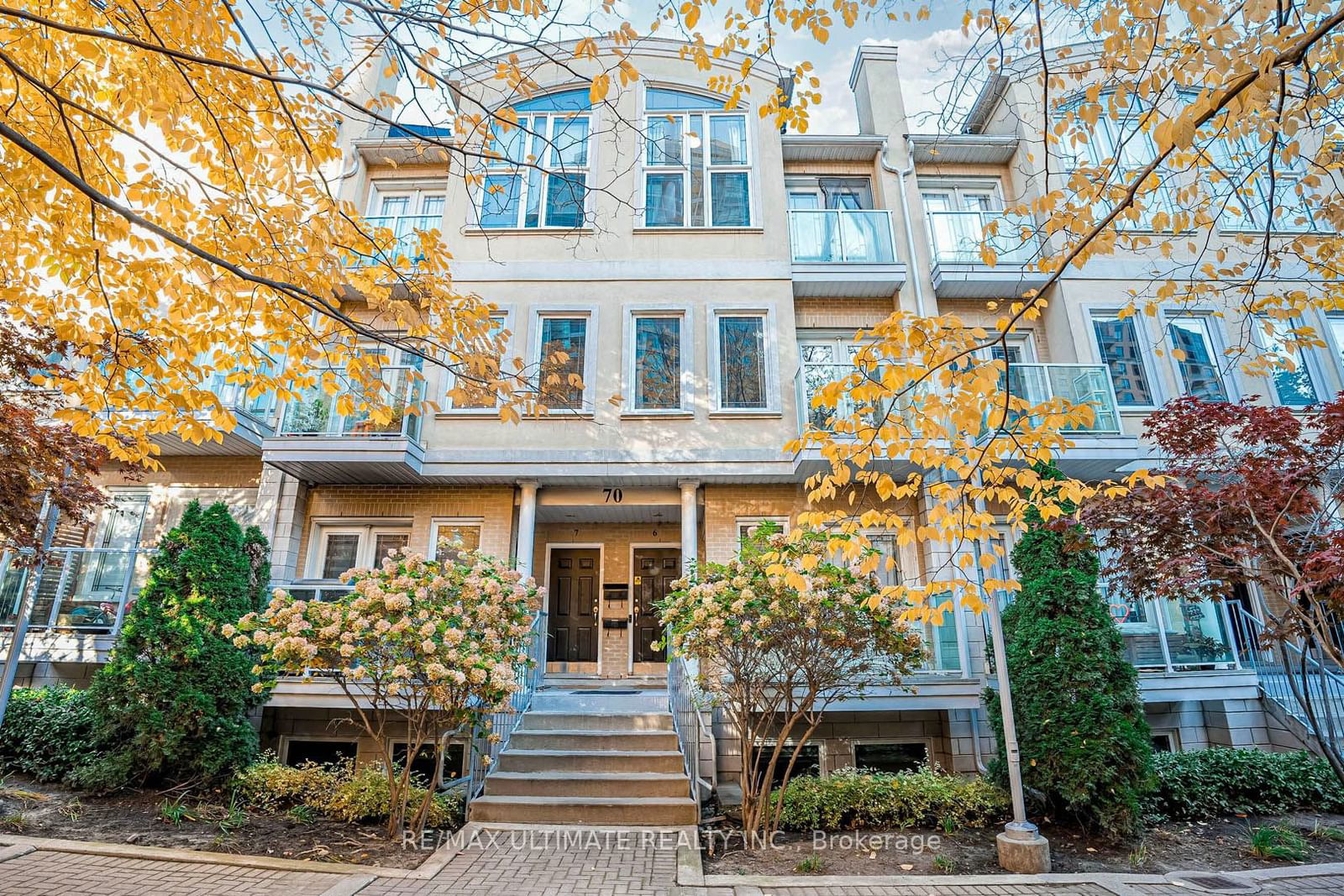 Monet Townhomes, North York, Toronto