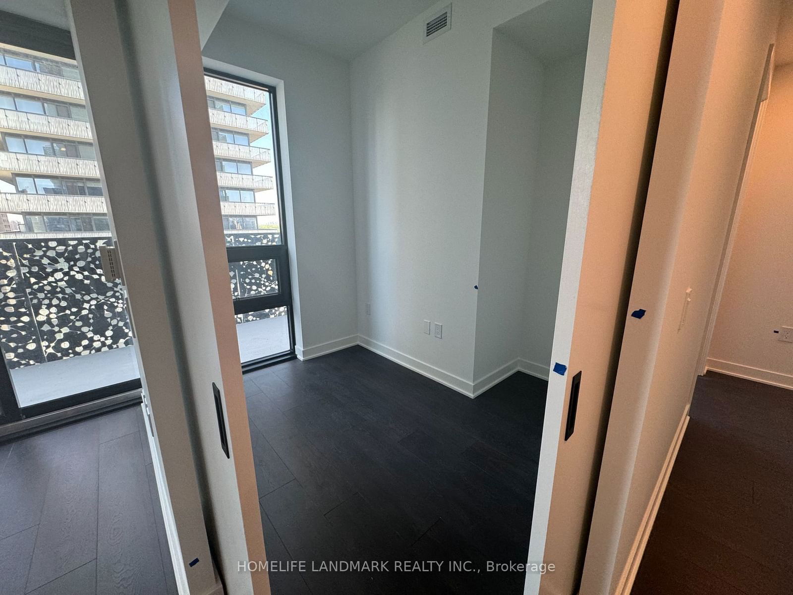 55 Charles St E, unit 2510 for rent