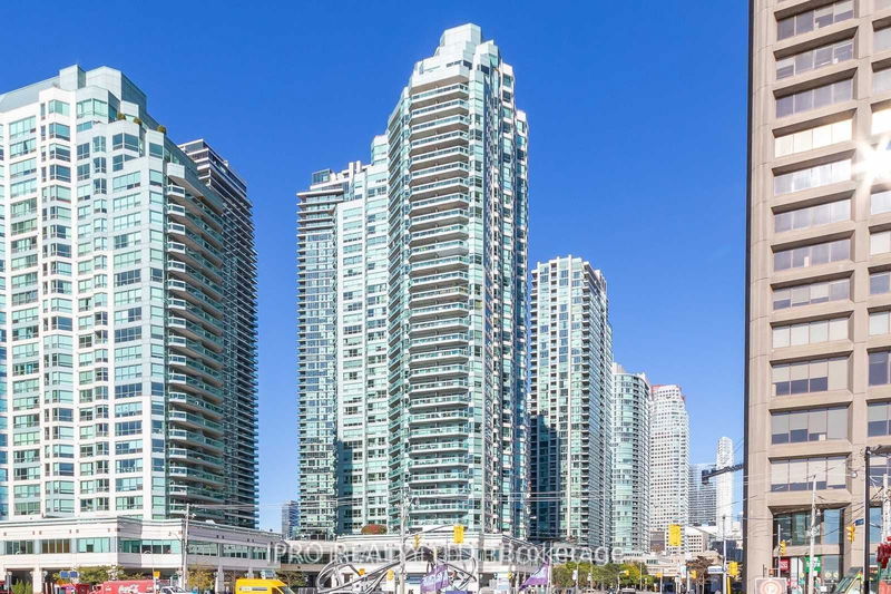 10 Yonge St, unit 2708 for rent