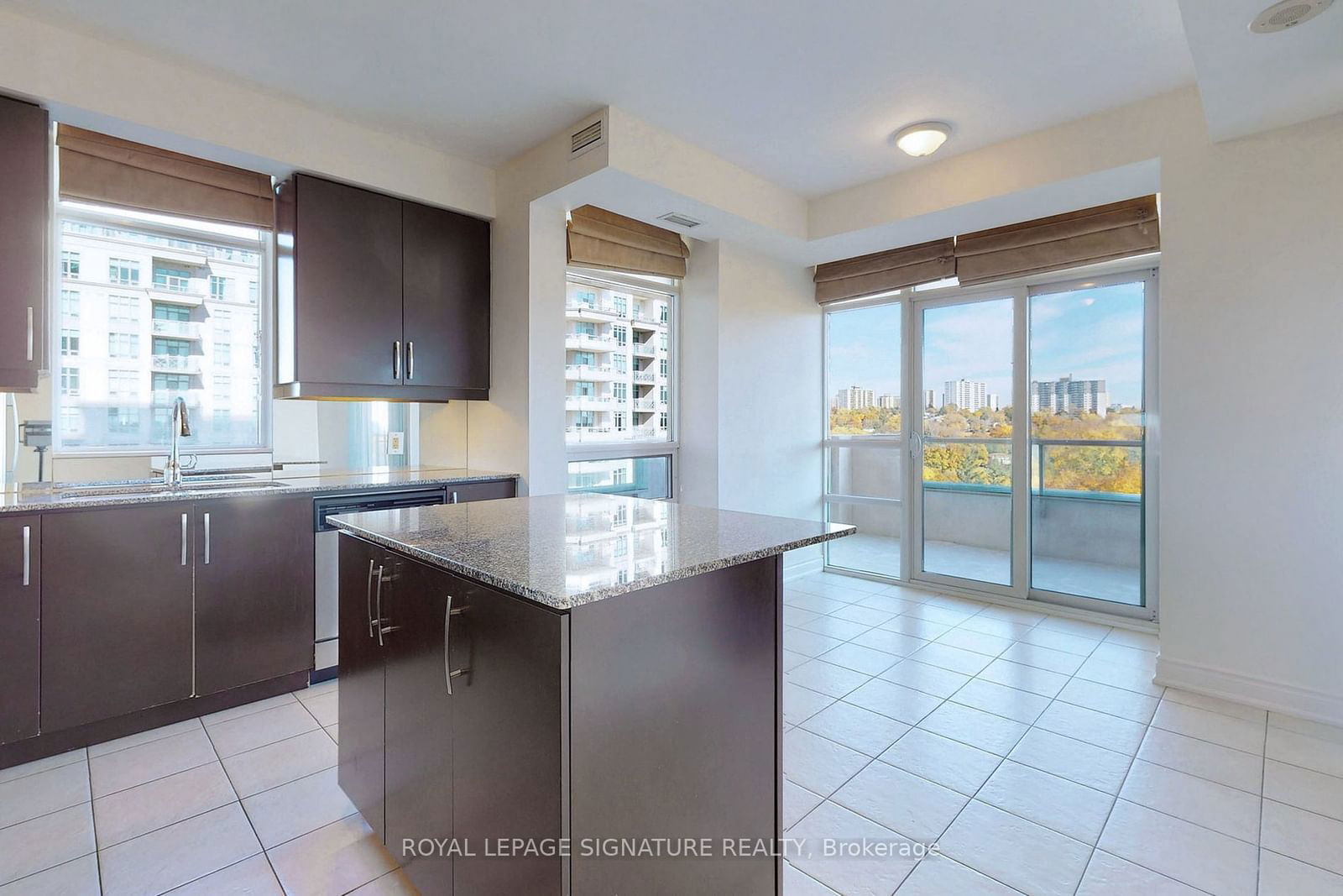 10 Bloorview Pl, unit 720 for rent