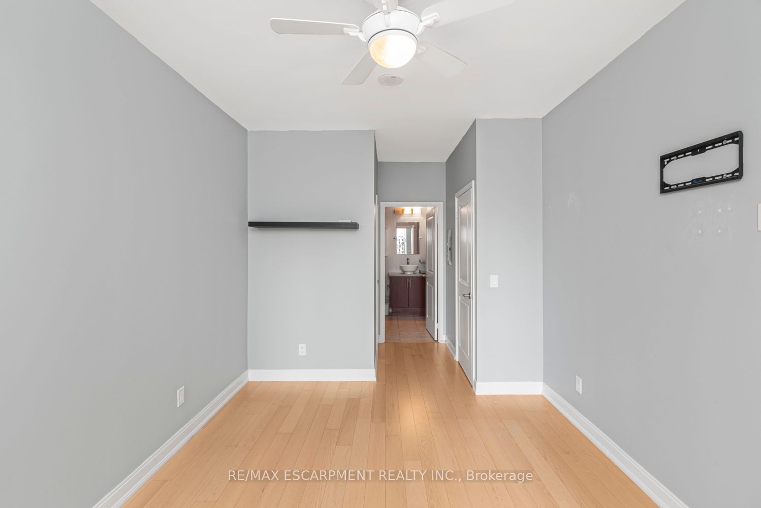 88 Broadway Ave, unit 304 for rent