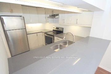 711 Bay St, unit 1615 for rent