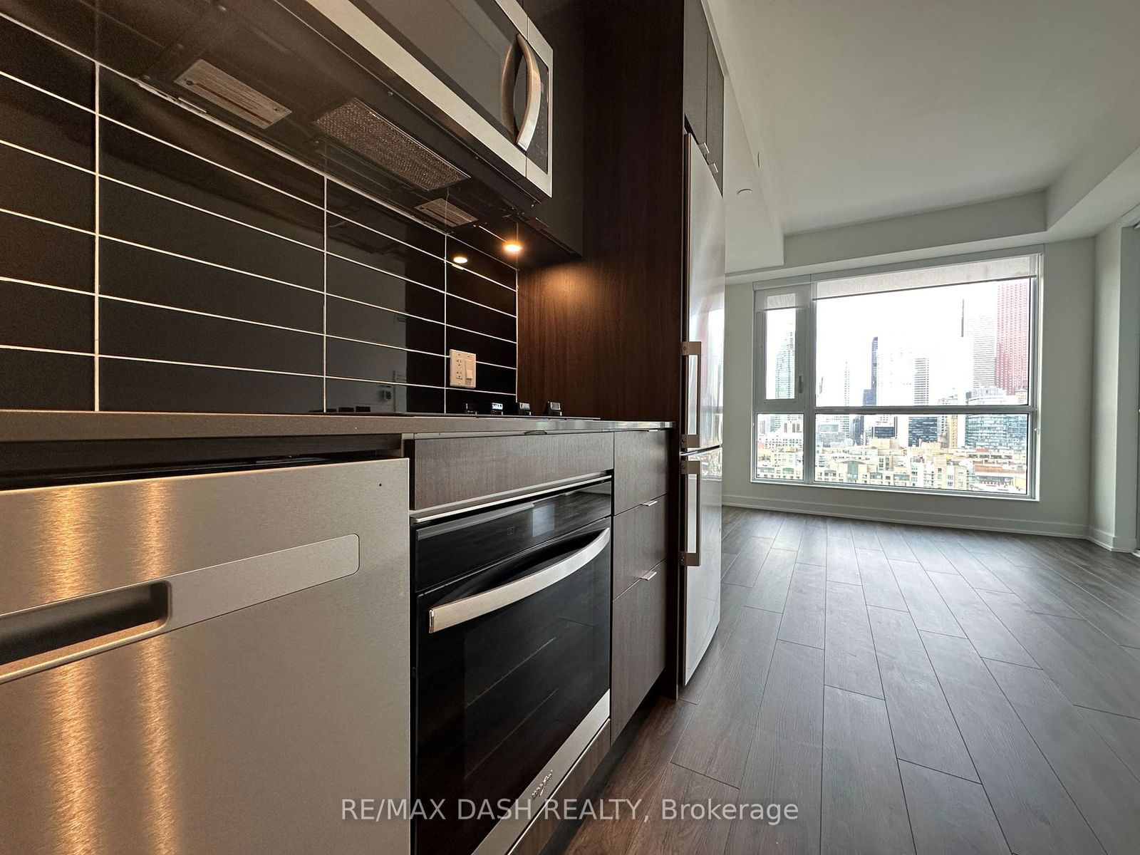 135 Lower Sherbourne St, unit 1651 for rent