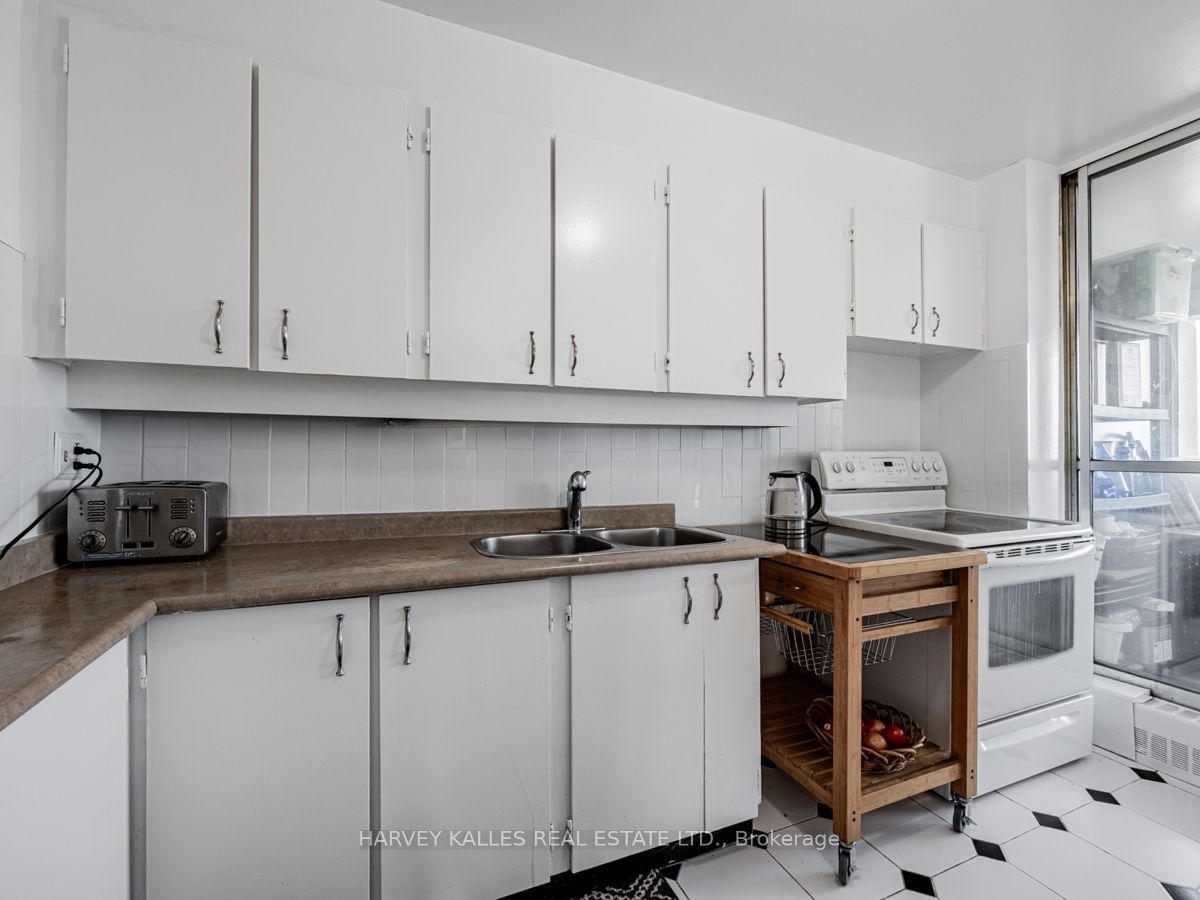 715 Don Mills Rd, unit 2706 for sale