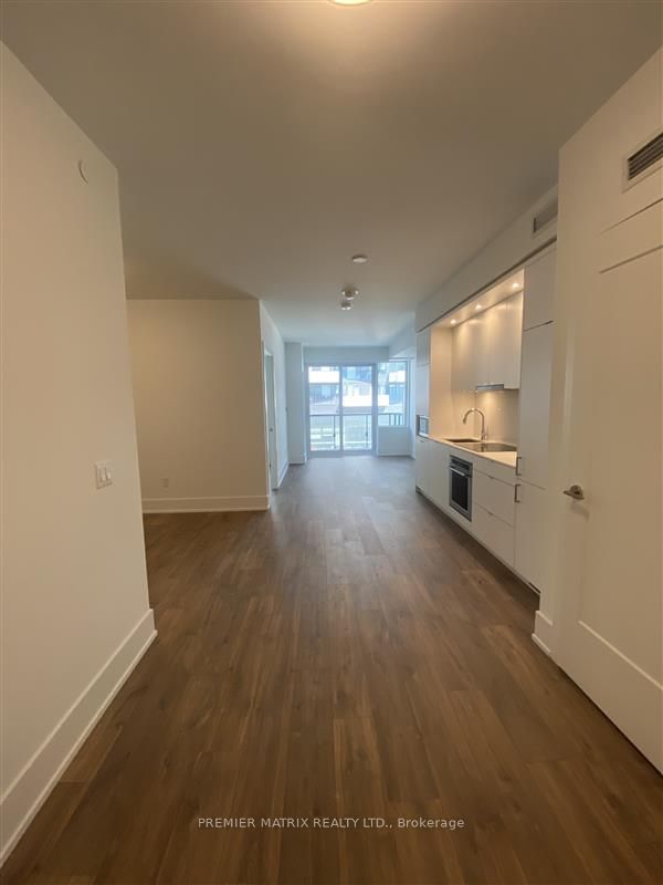 480 Front St W, unit 909 for rent