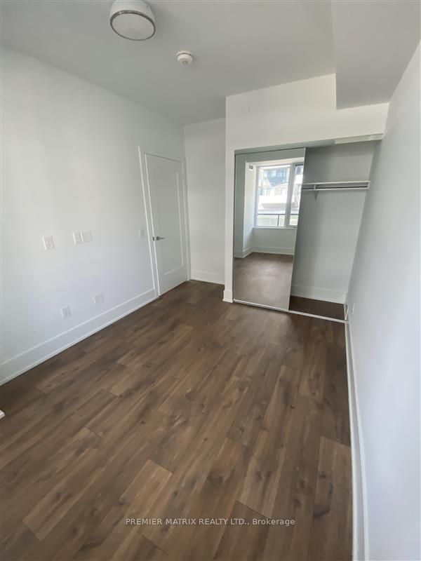 480 Front St W, unit 909 for rent