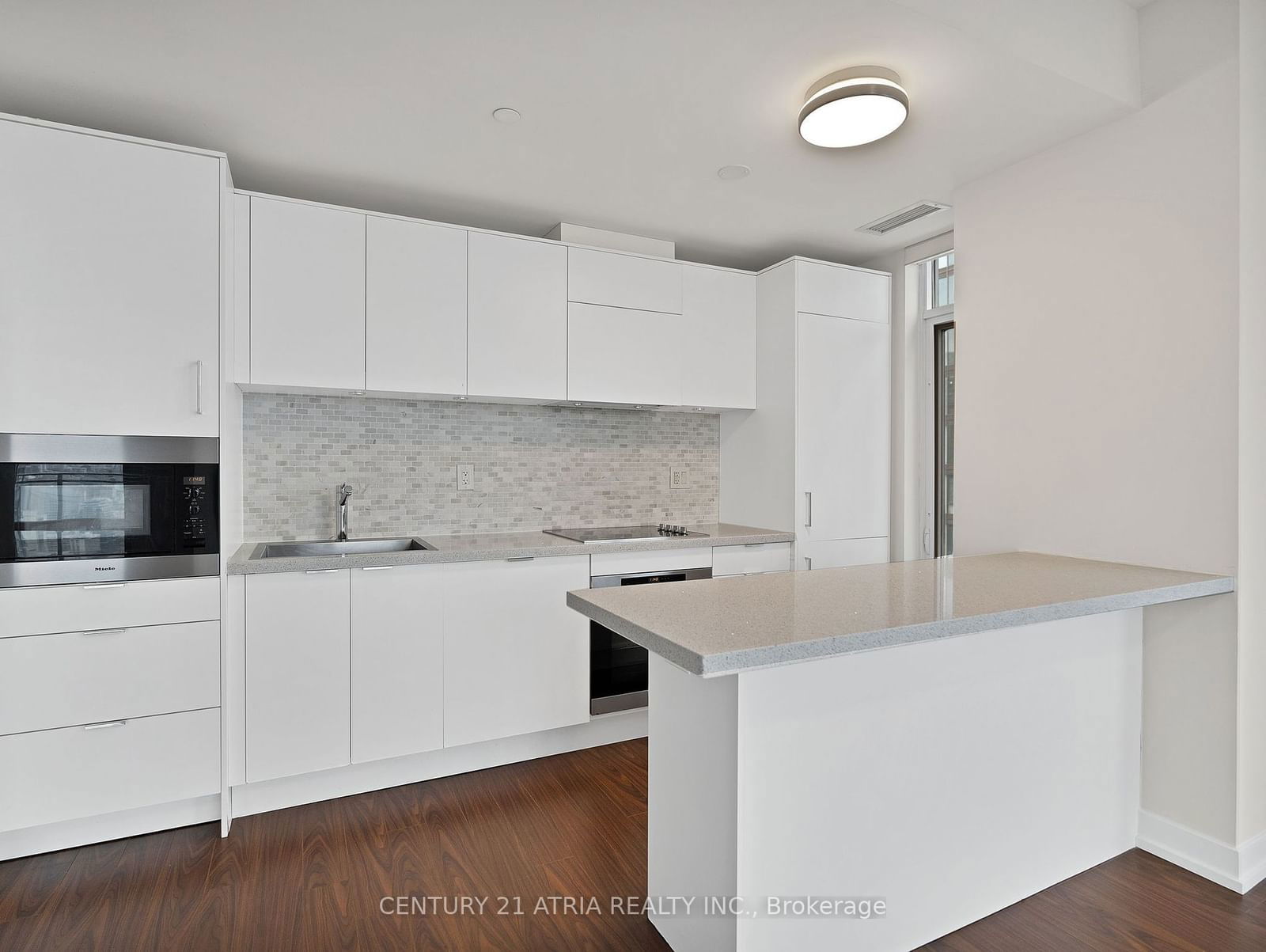 21 Widmer St, unit 4102 for sale