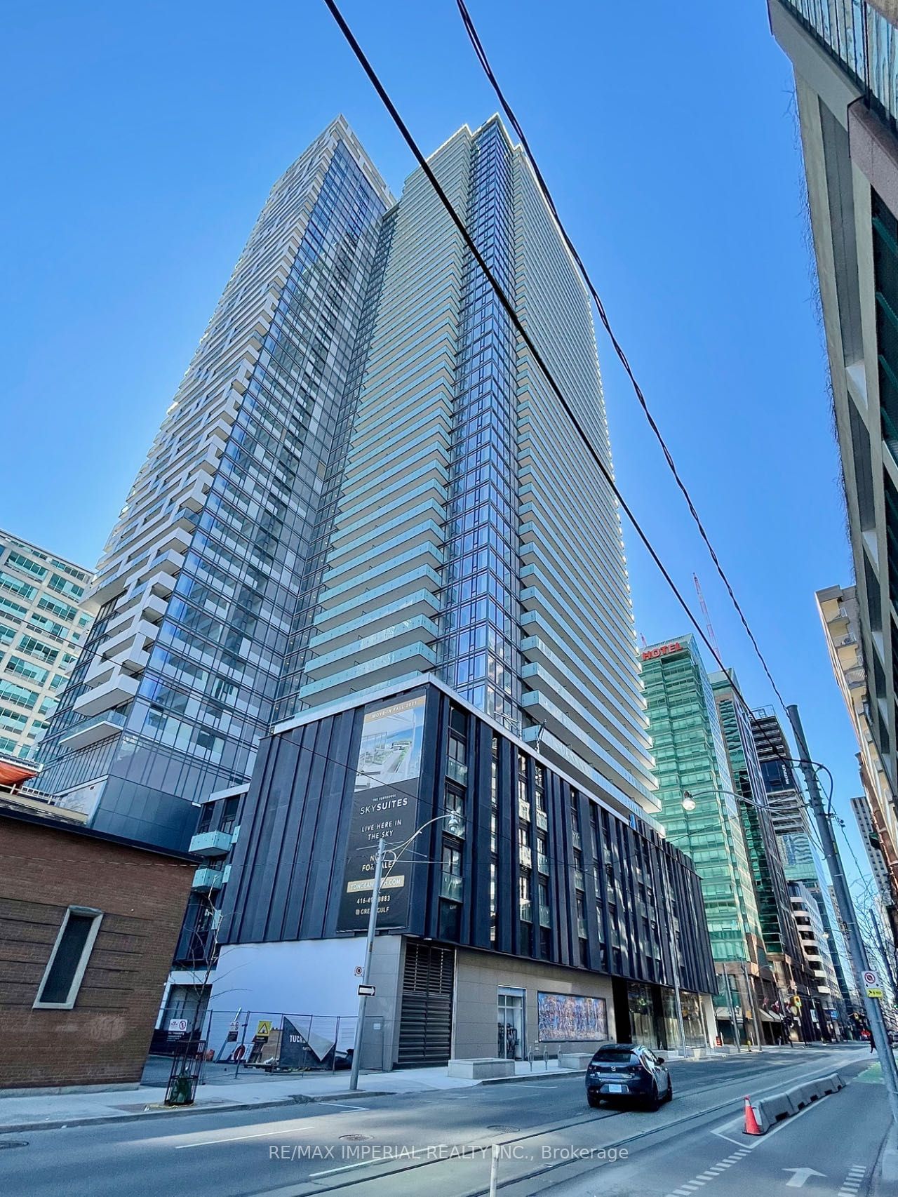 25 Richmond St E, unit 709 for rent