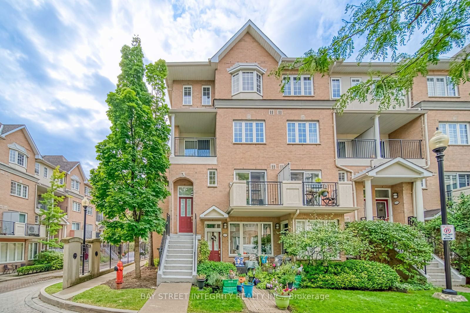 Northtown Casitas I Townhomes, North York, Toronto