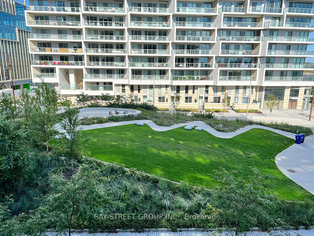 1 Edgewater Dr, unit 319 for sale