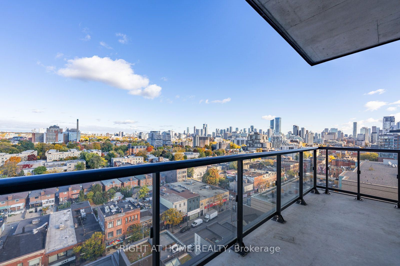 The Harlowe Condos, Downtown, Toronto