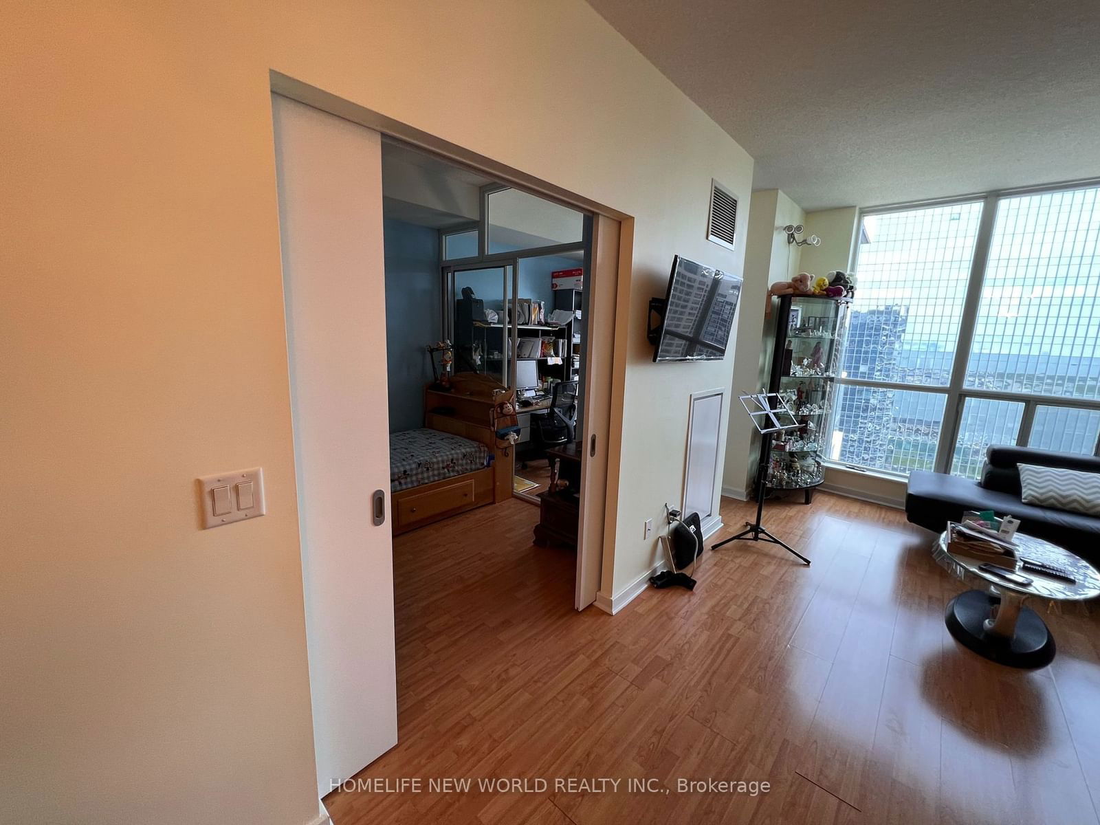 8 York St, unit 3503 for rent