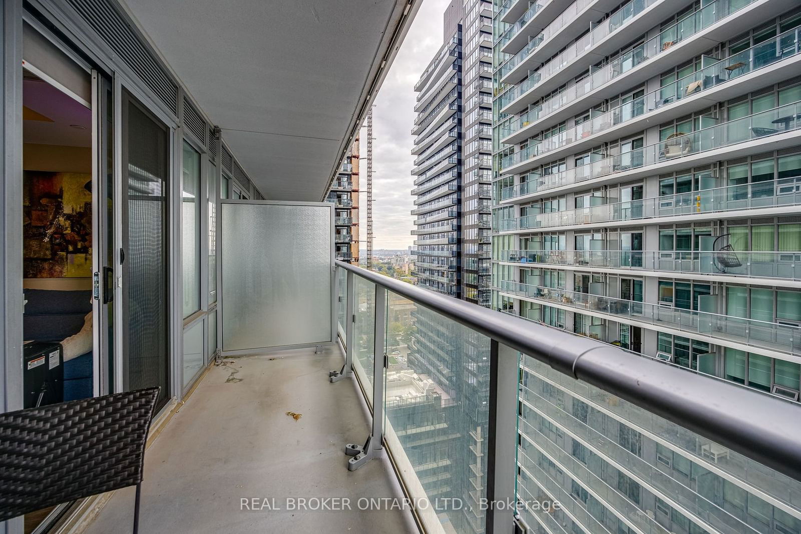 99 Broadway Ave, unit 2108 for sale