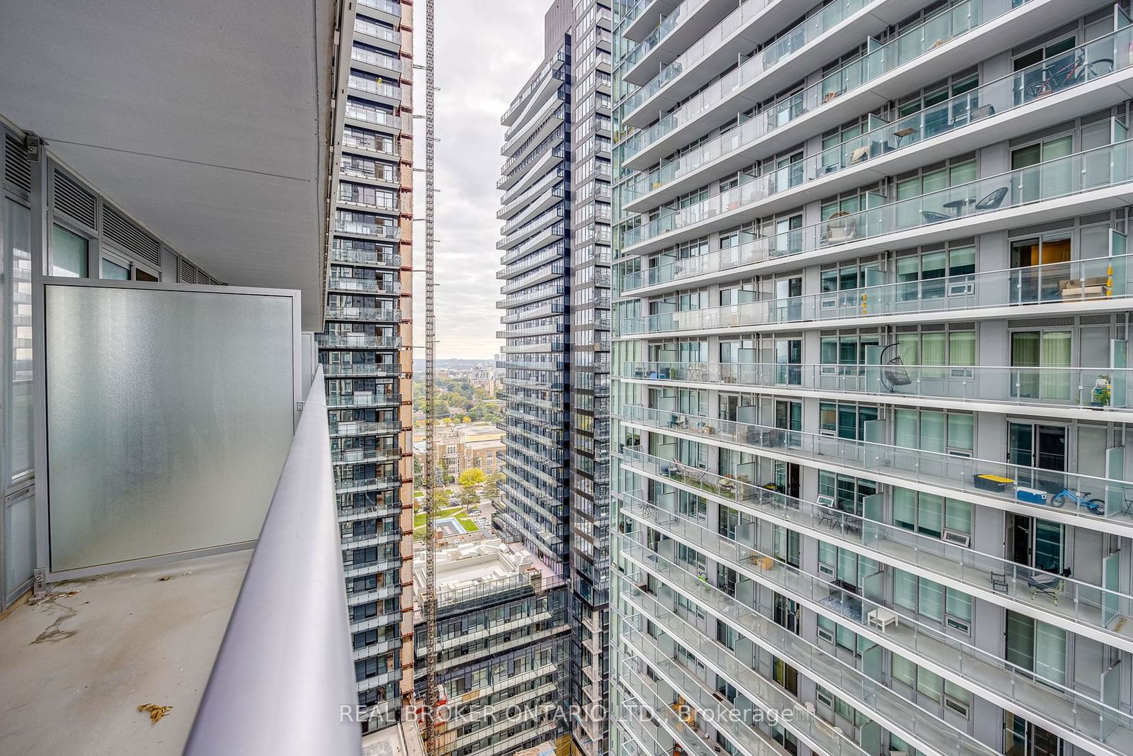 99 Broadway Ave, unit 2108 for sale