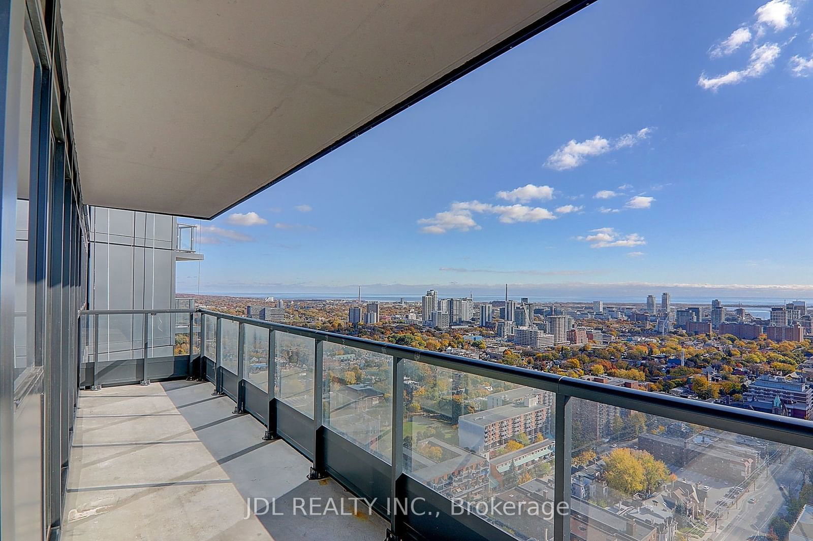 159 Wellesley St E, unit 3107 for sale