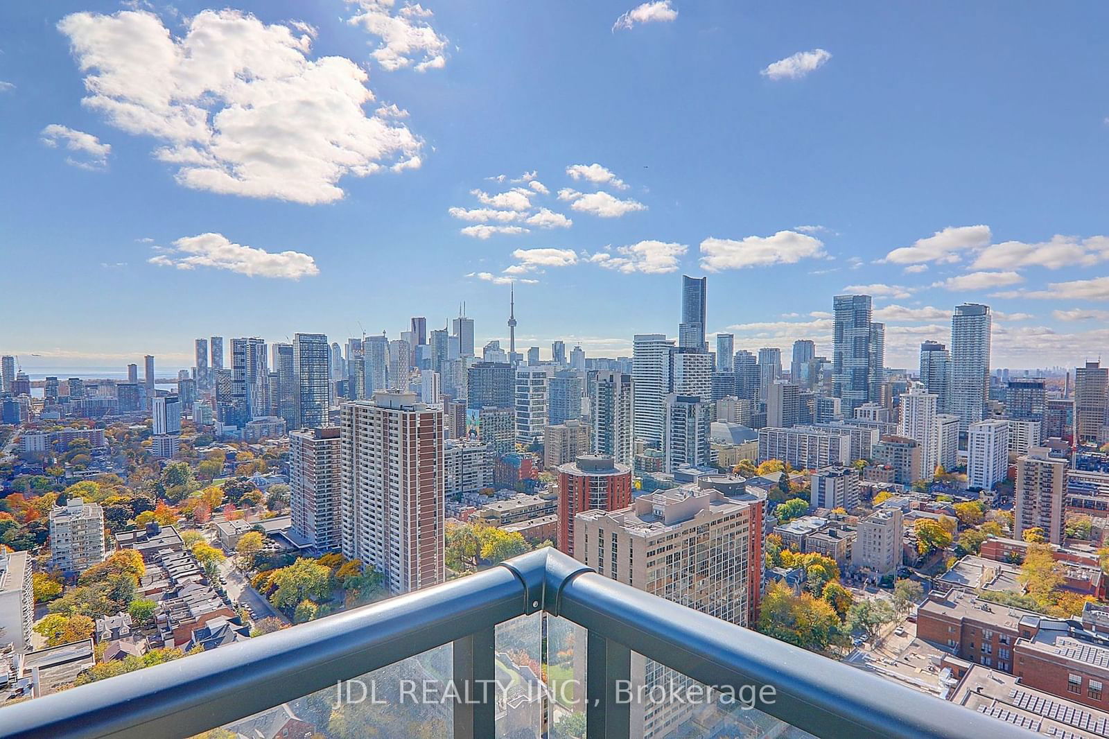 159 Wellesley St E, unit 3107 for sale