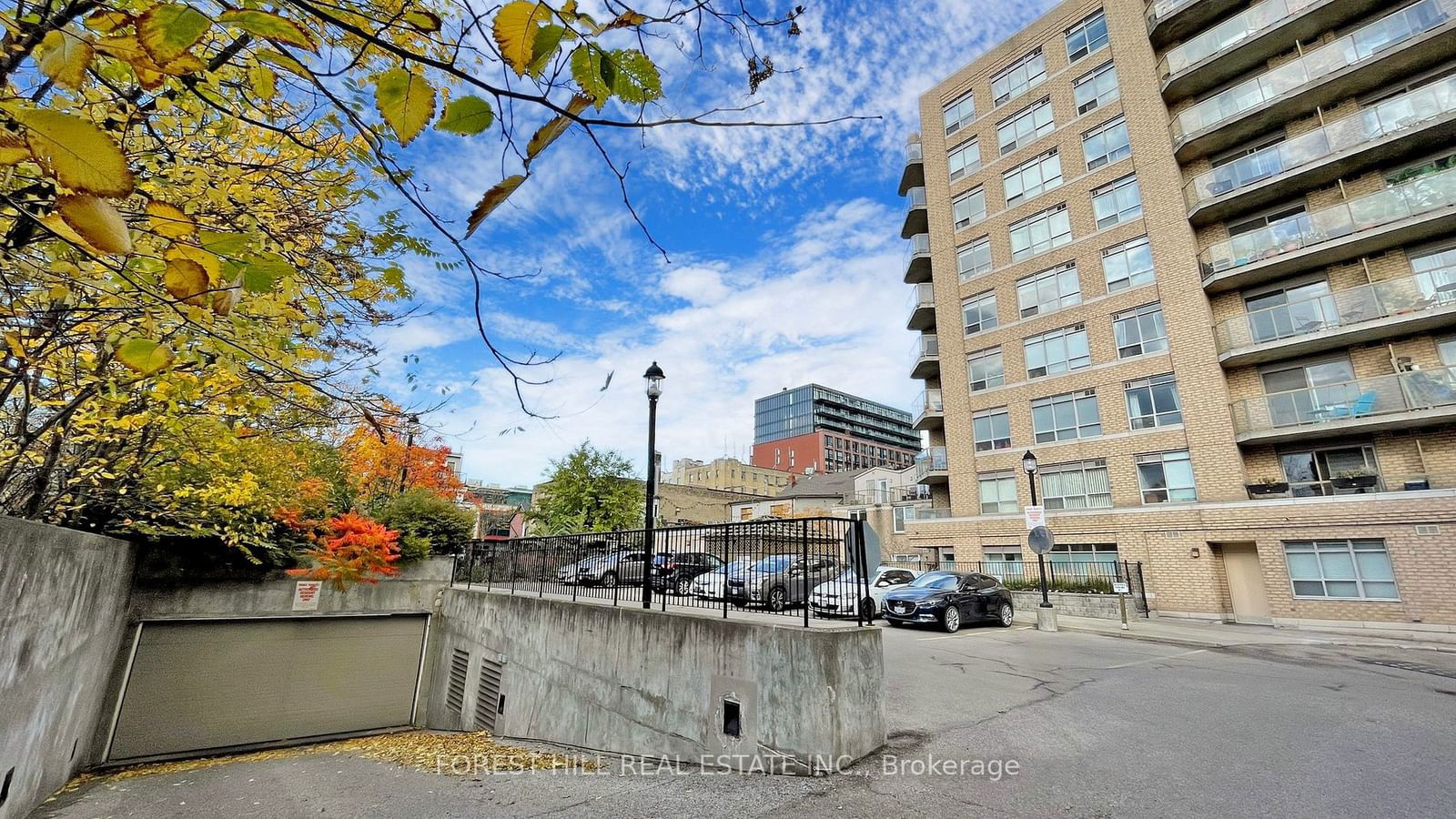 140 Bathurst St N, unit 310 for sale