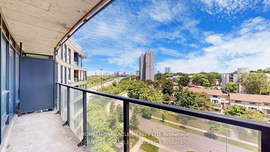 18 Valley Woods Rd, unit Ph311 for sale