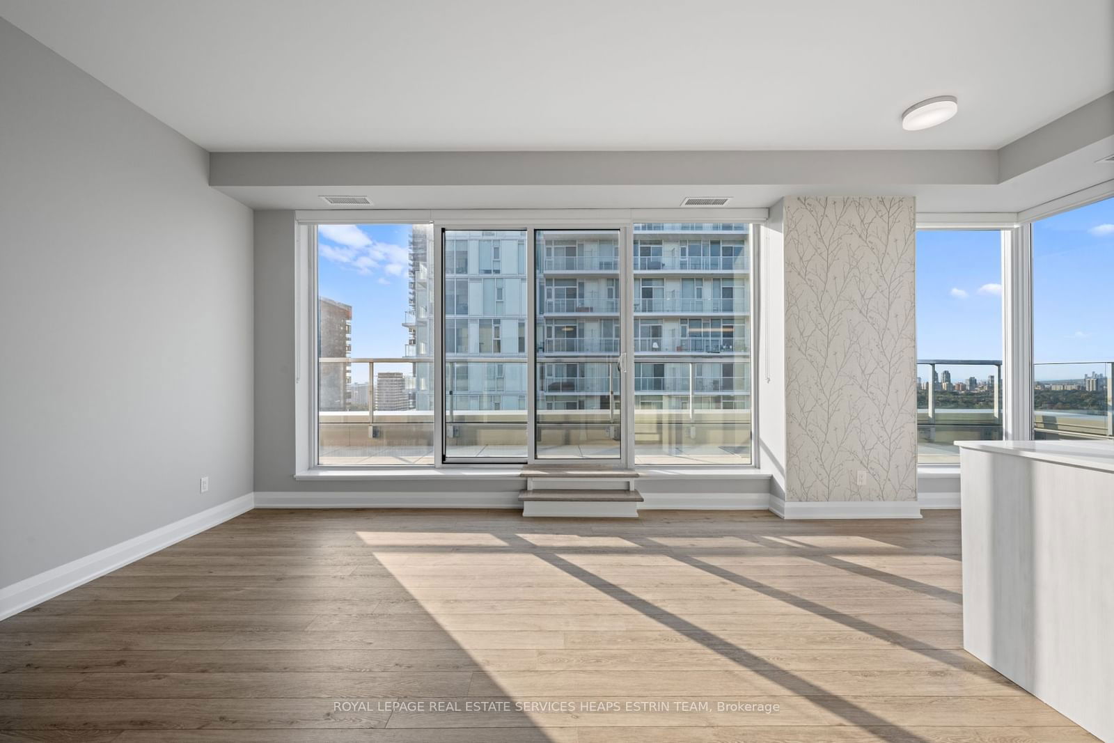 25 Montgomery Ave, unit 2802 for rent