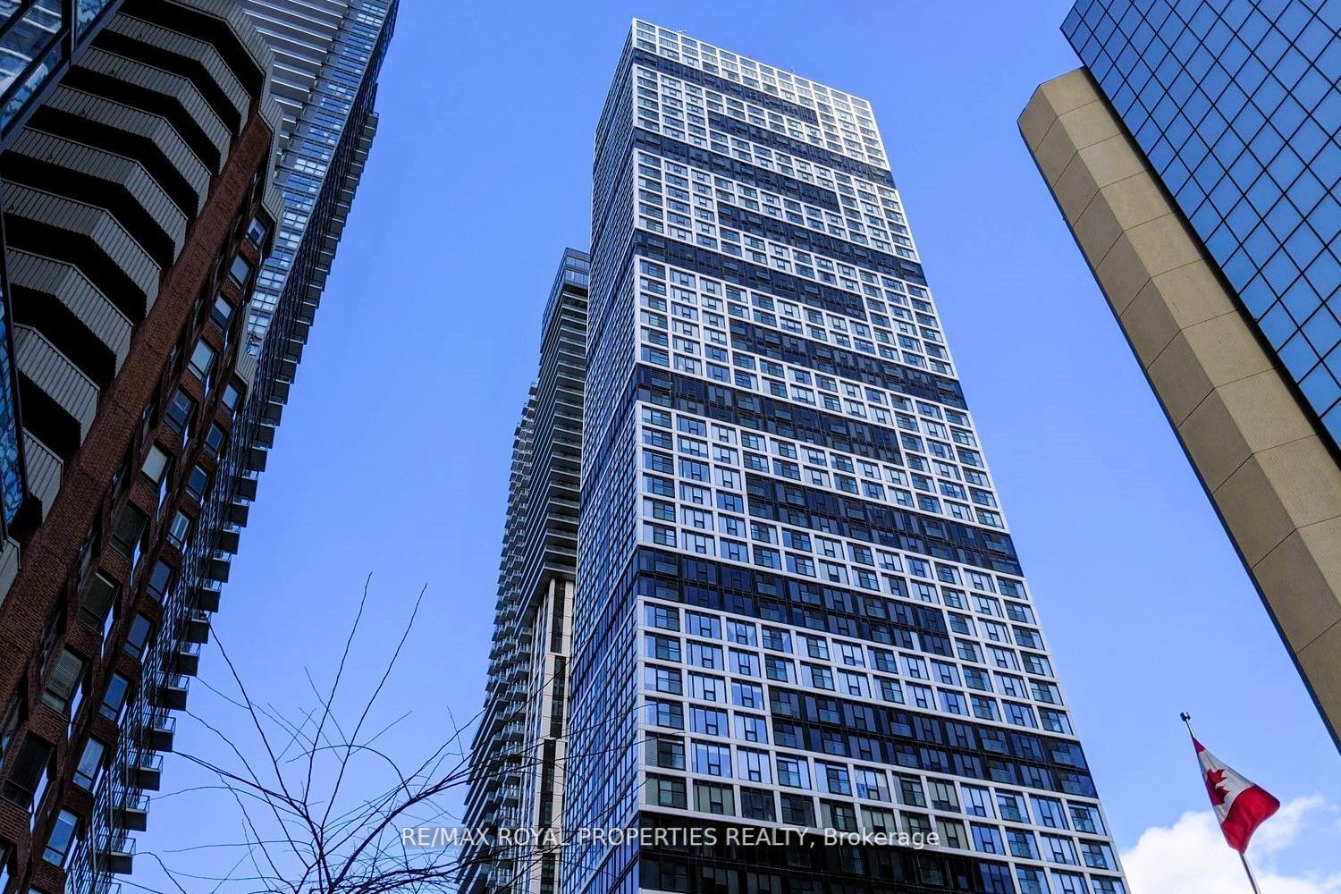 181 Dundas St E, unit 3003 for rent