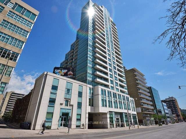 212 Eglinton Ave E, unit 311 for rent