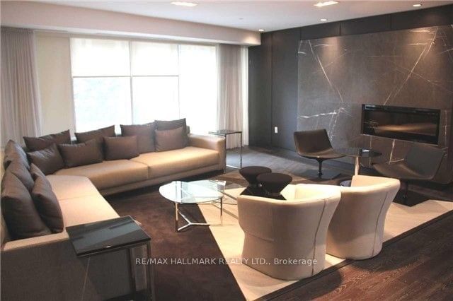 8 The Esplanade, unit 2504 for rent