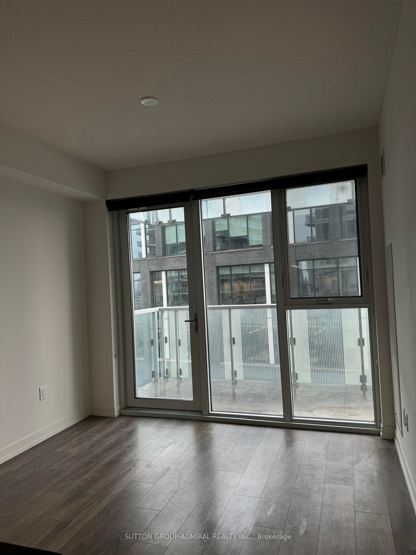 15 Lower Jarvis St, unit 1404 for rent