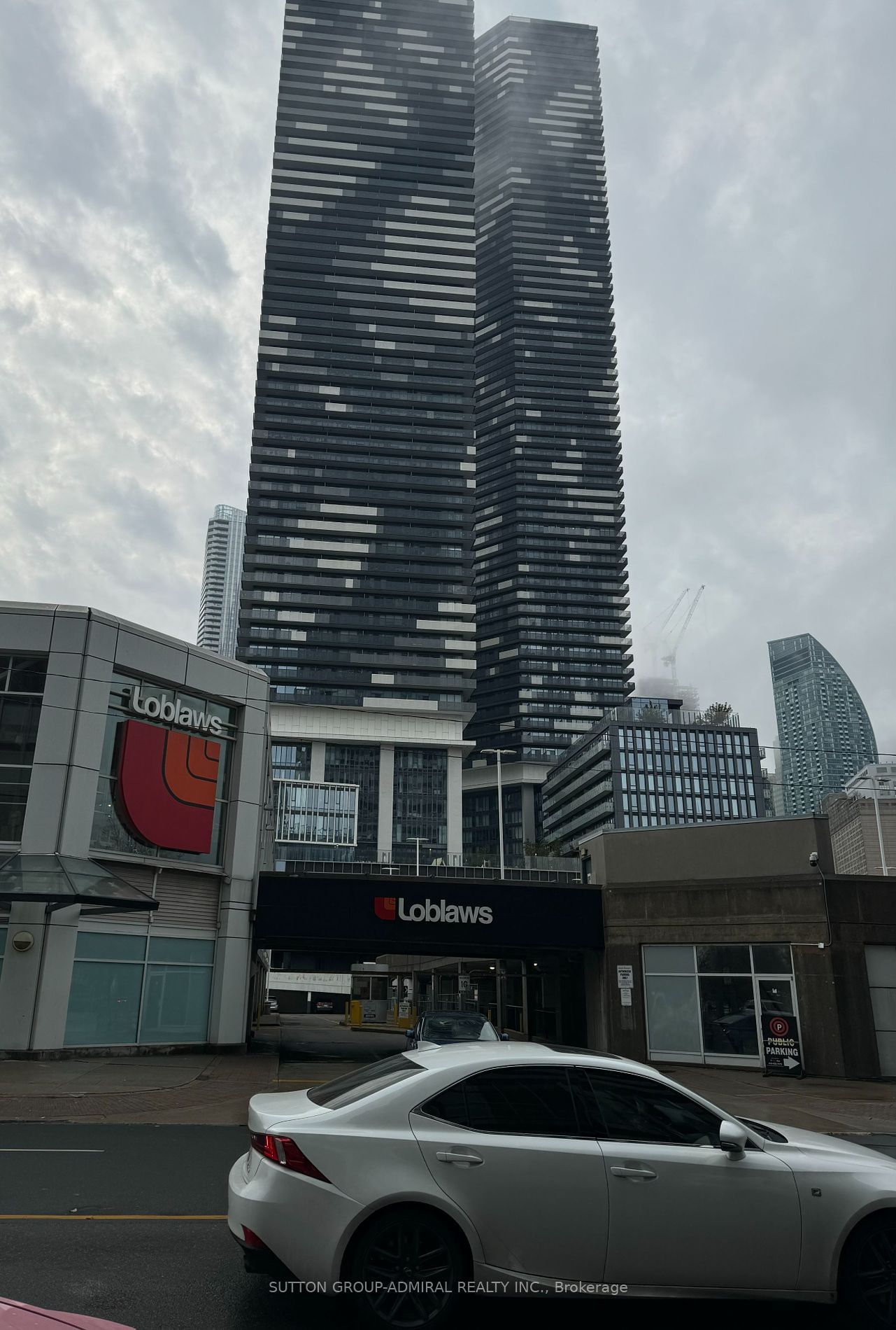 15 Lower Jarvis St, unit 1404 for rent