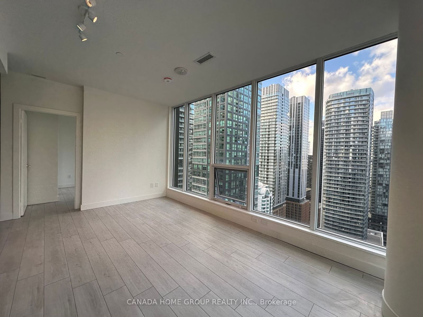 15 Mercer St, unit 2706 for rent