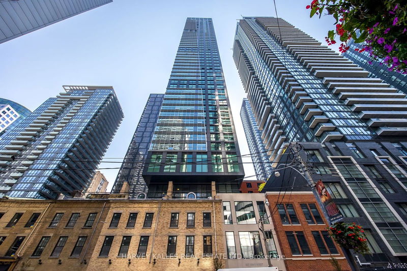 327 King St W, unit 4504 for rent