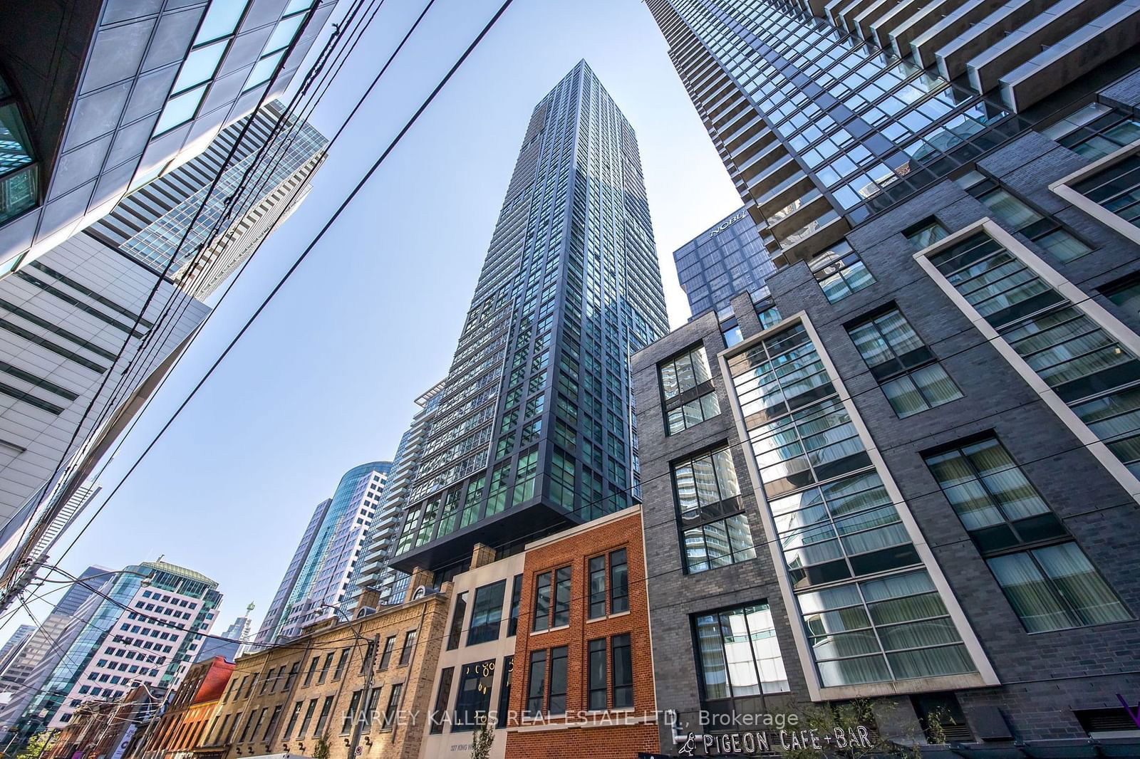 327 King St W, unit 4504 for rent