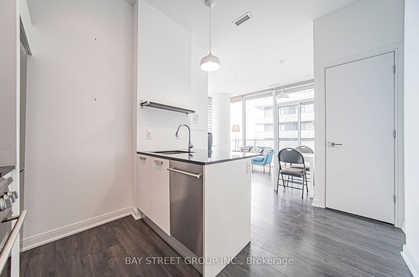 42 Charles St E, unit 2908 for sale