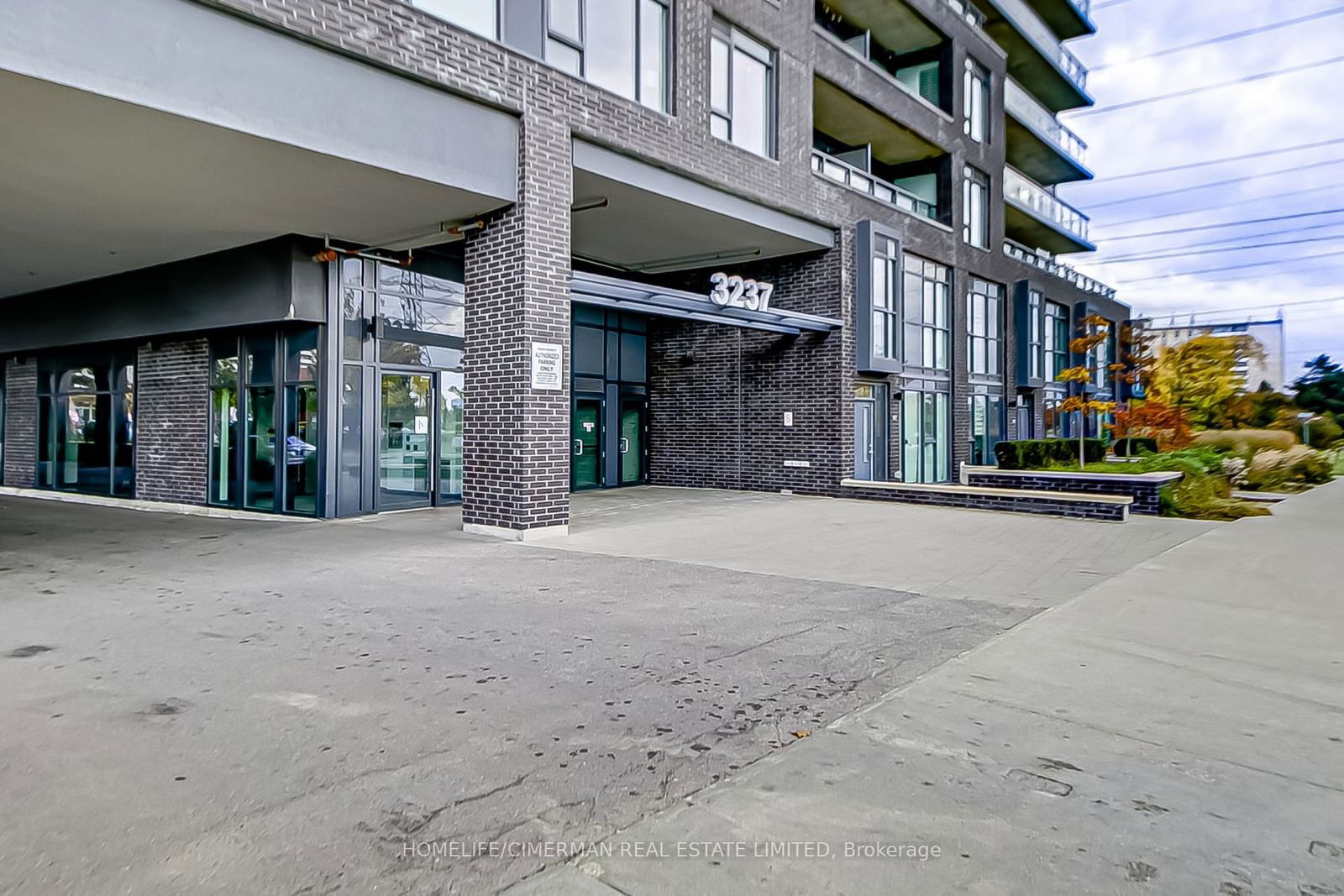 3237 Bayview Ave, unit 801 for sale