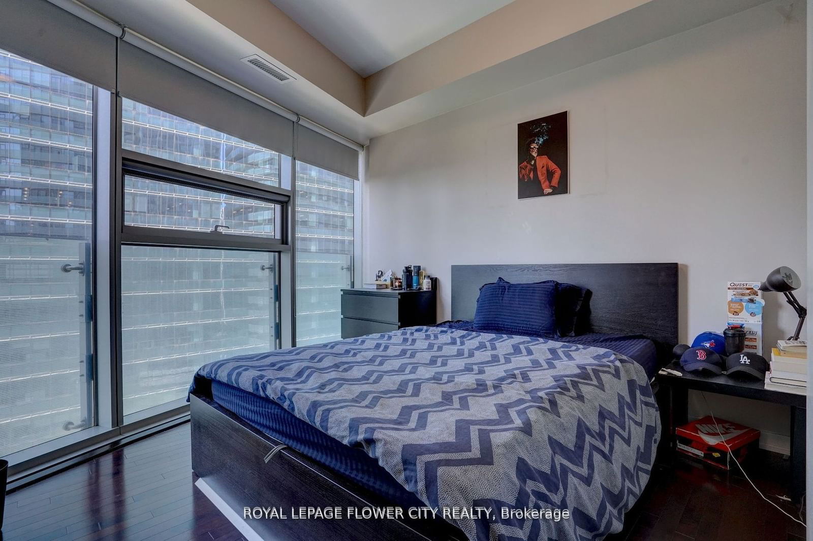 12 York St, unit 1407 for sale