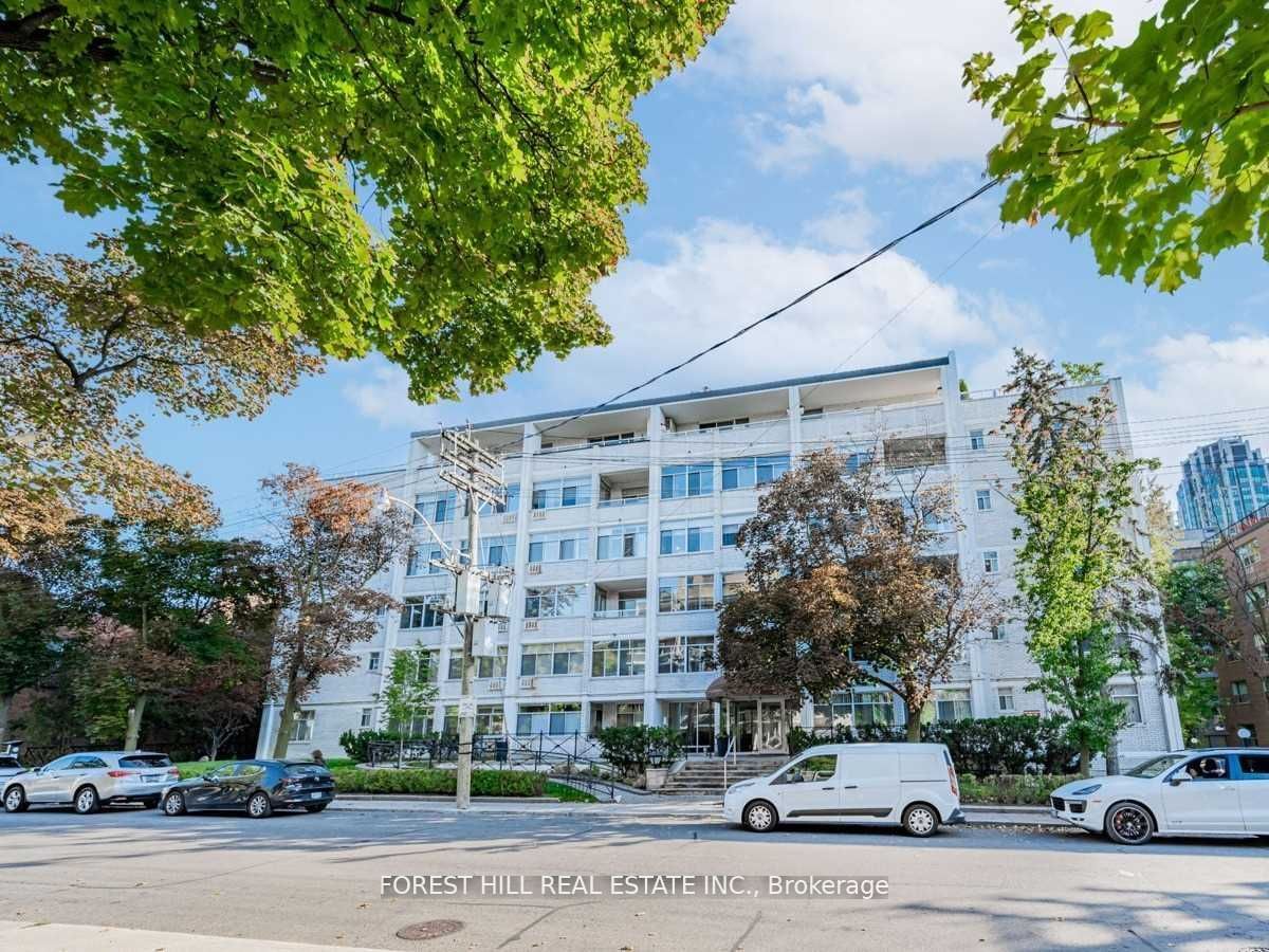 335 Lonsdale Rd, unit 405 for sale