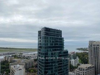 19 Bathurst St, unit 3202 for rent