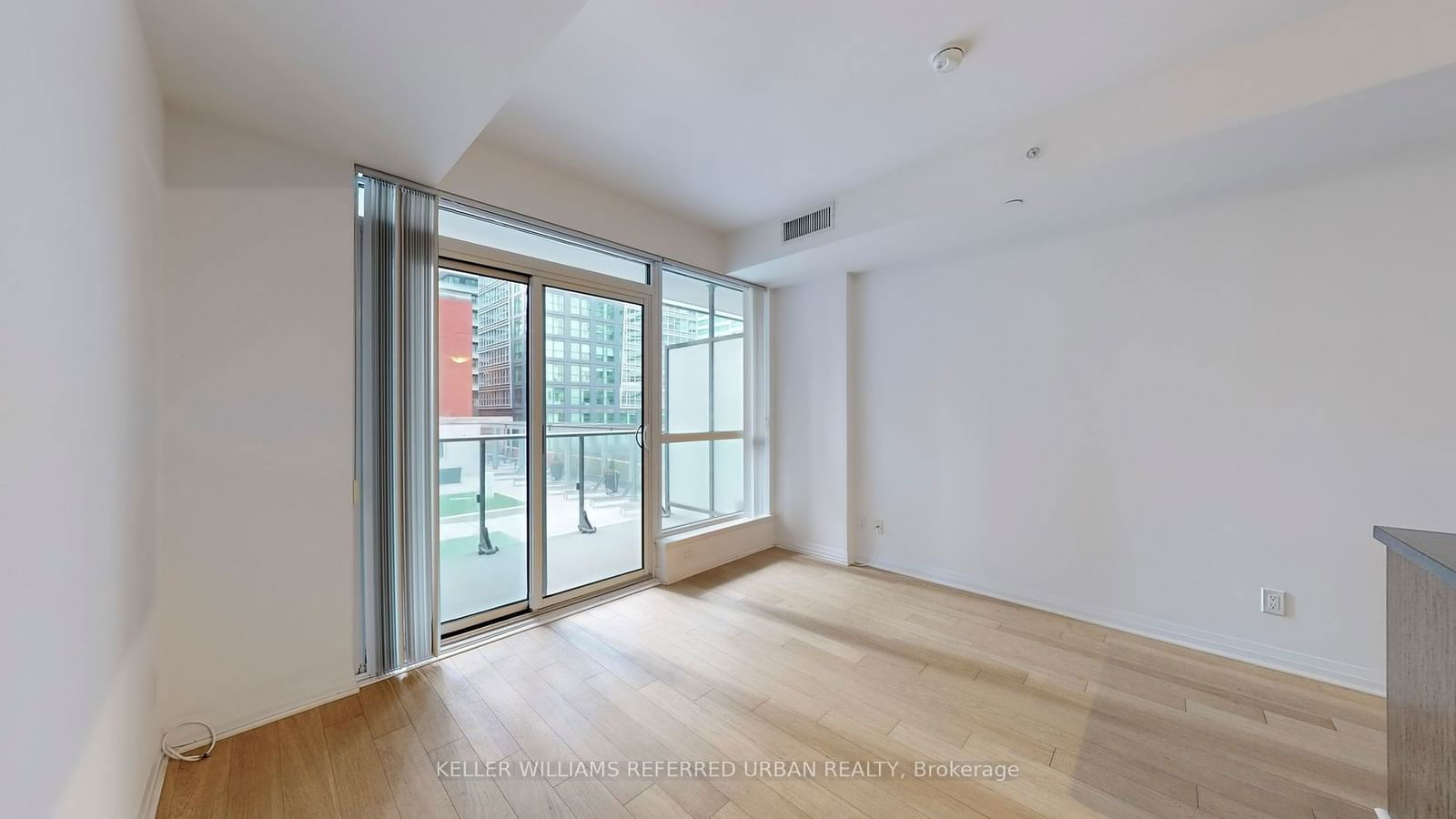 8 Mercer St, unit 709 for rent