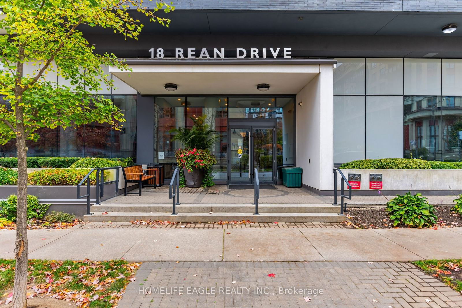 18 Rean Dr, unit 222 for sale