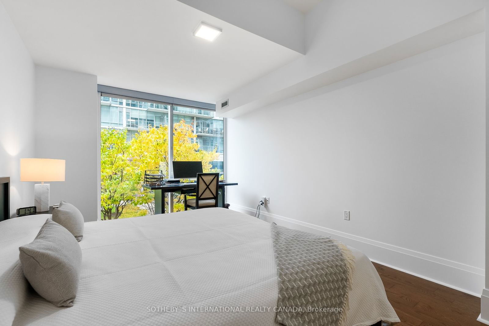 29 Queens Quay E, unit Th 115 for sale