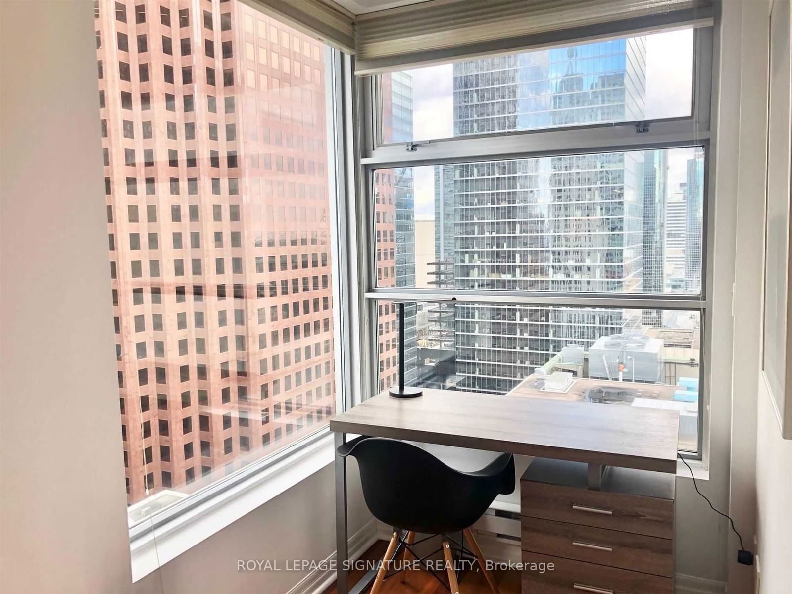 1 King St W, unit 2702 for rent