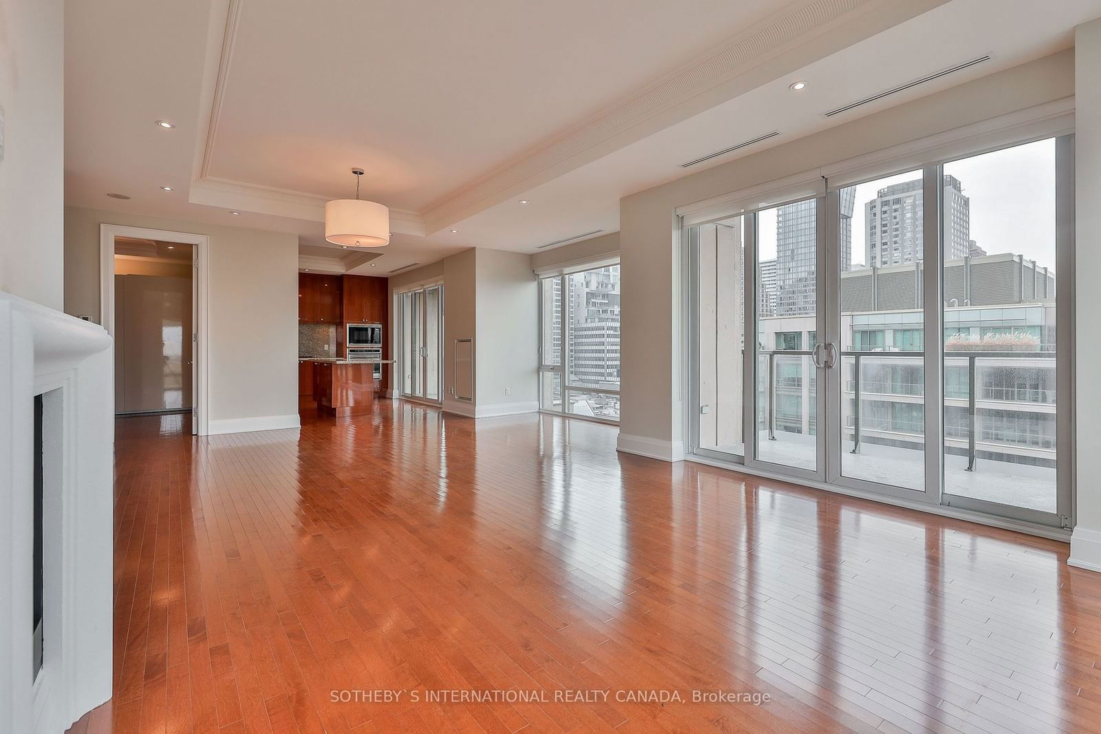 80 Yorkville Ave, unit 802 for rent