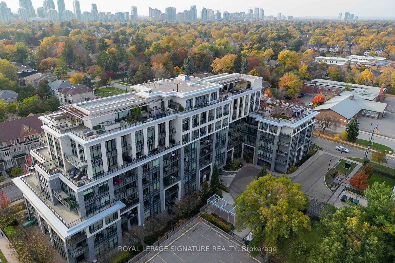 Twenty One Clairtrell Condos, North York, Toronto