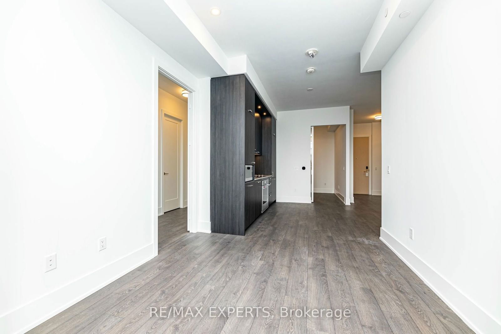 480 Front St W, unit 1903 for sale