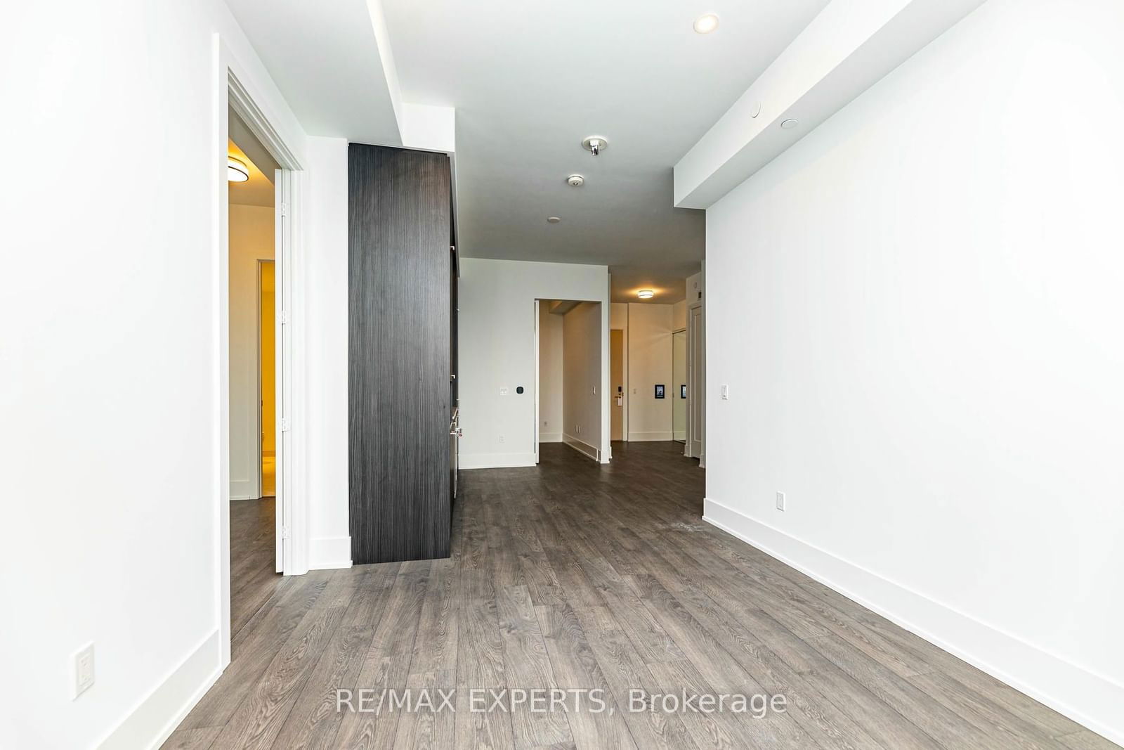 480 Front St W, unit 1903 for sale