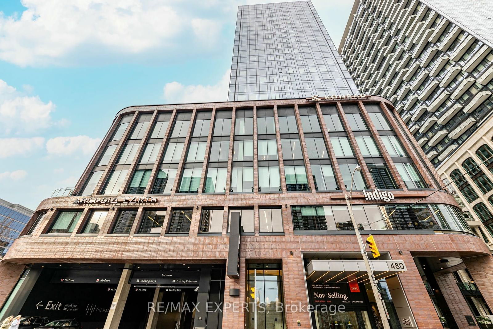 480 Front St W, unit 1903 for sale