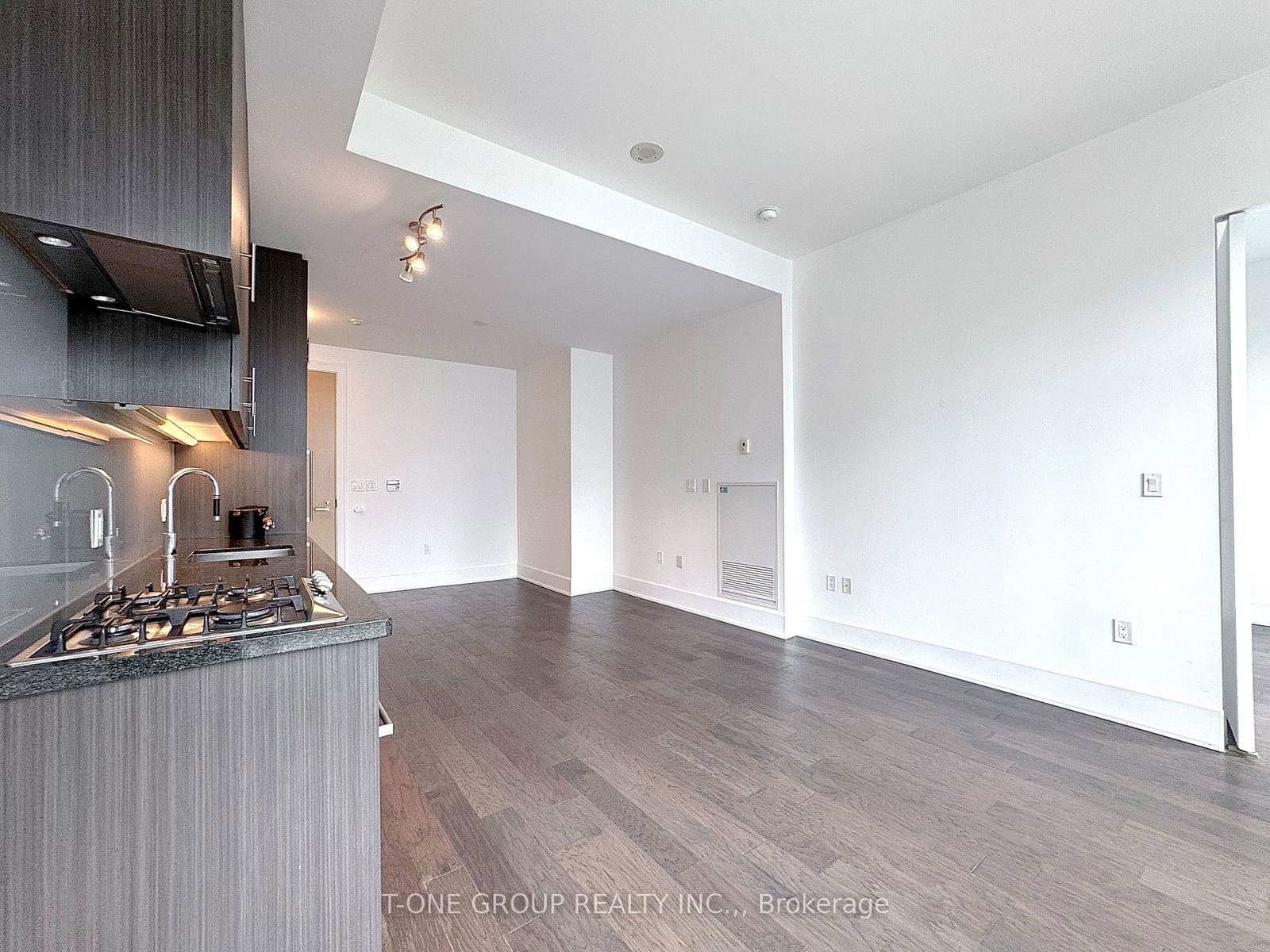 39 Queens Quay E, unit 1122 for rent