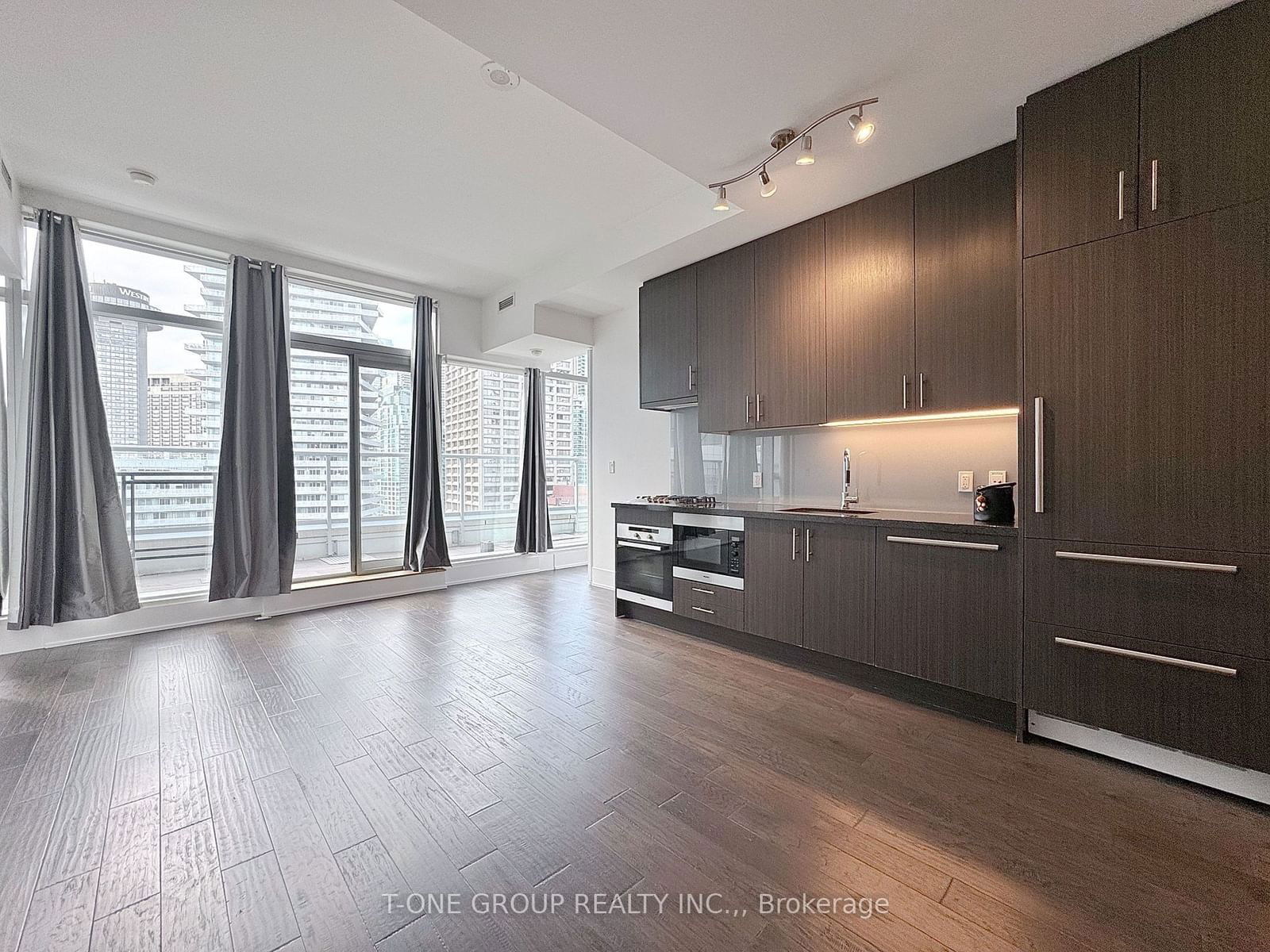 39 Queens Quay E, unit 1122 for rent