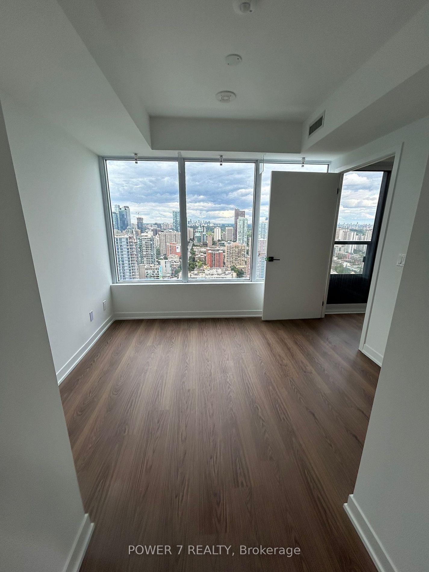 319 Jarvis St, unit 4608 for rent