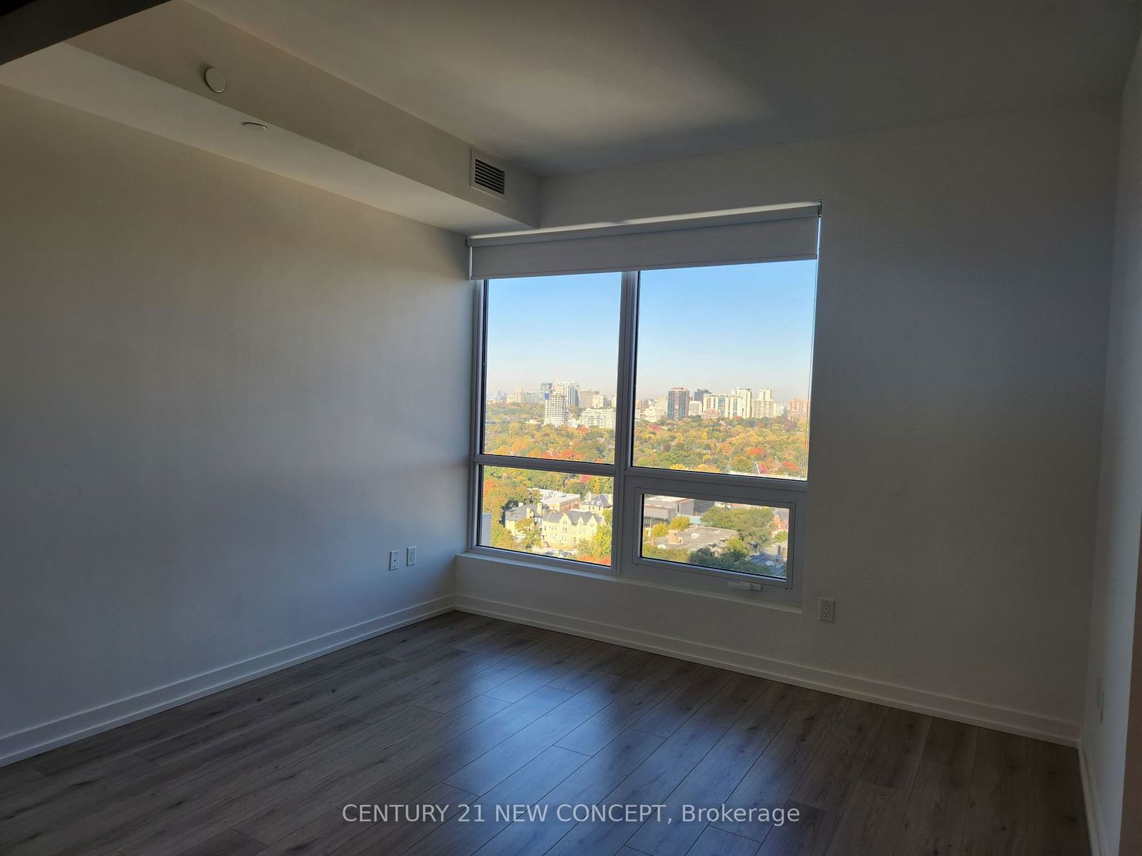 395 Bloor St E, unit 1907 for rent